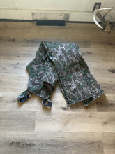 Load image into Gallery viewer, Mossy oak greenleaf insulated bibbs L