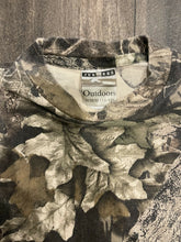 Load image into Gallery viewer, Vintage Mossy Oak Breakup Camo Long Sleeve Shirt ( Youth M)