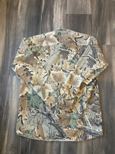 Load image into Gallery viewer, 1990’s Realtree Advantage Camo Button Up Shirt (M)