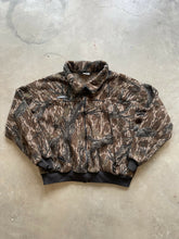 Load image into Gallery viewer, Vintage Columbia Mossy Oak Treestand Camo Fleece Pullover (2XL)