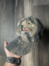 Load image into Gallery viewer, 2000’s Mossy Oak Breakup Camo Lake Sport Pintail Hat (L/XL)