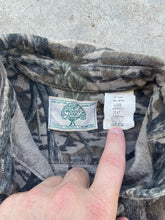 Load image into Gallery viewer, Vintage MossyOak Treestand Camo Chamios (S/M)