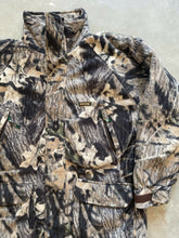 Load image into Gallery viewer, Vintage Remington Mossy Oak Breakup Camo Jacket (L)