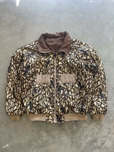 Load image into Gallery viewer, Vintage Columbia Camo Puffer Jacket (L)