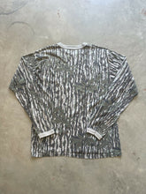 Load image into Gallery viewer, Vintage Realtree Long Sleeve Shirt (M)