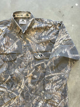Load image into Gallery viewer, Vintage Mossy Oak Shadow Branch Camo Button-Up Shirt (XL)
