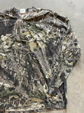 Load image into Gallery viewer, Vintage Mossy Oak Breakup Camo Henley Shirt (XL)