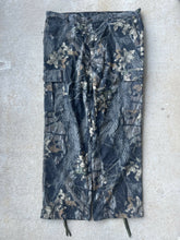 Load image into Gallery viewer, Vintage Mossy Oak Breakup Camo Adjustable Waist Pants (2XL)