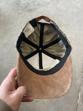 Load image into Gallery viewer, 90’s Suede Bill Team Realtree Hat