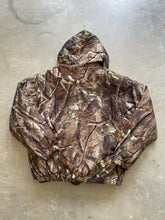 Load image into Gallery viewer, Vintage Remington Realtree Hardwoods Camo 2 in 1 Jacket (XL)