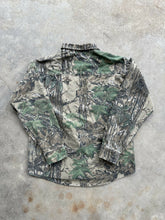 Load image into Gallery viewer, Vintage Rattlesnake Brand Realtree Chamios(L)