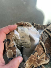 Load image into Gallery viewer, 1990’s Wrangler Realtree Advantage Camo Denim Pants (M)
