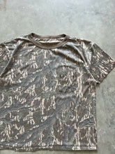 Load image into Gallery viewer, Vintage Mossy Oak Treestand Camo T-Shirt (XL)