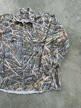 Load image into Gallery viewer, Vintage Mossy Oak Shadowgrass Chamois Button Up (XL)