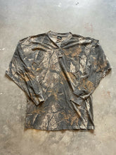 Load image into Gallery viewer, Vintage Realtree Camo Henley Shirt (XL)