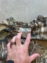 Load image into Gallery viewer, Vintage Mossy Oak Breakup Camo Long Sleeve Shirt (L)