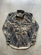 Load image into Gallery viewer, Vintage Mossy Oak Breakup Camo Button Up Shirt (M)