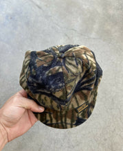 Load image into Gallery viewer, Vintage Browning Treestand Camo Insulated Hat
