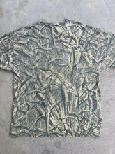 Load image into Gallery viewer, Vintage MossyOak ShadowGrass Camo Pocket T-Shirt (L)