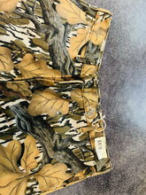 Load image into Gallery viewer, Mossy Oak Original Fall Foliage