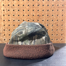 Load image into Gallery viewer, 90&#39;s Mossy Oak Treestand Insulated Hat (S)🇺🇸