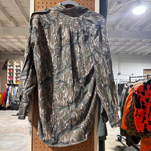 Load image into Gallery viewer, Mossy Oak Treestand Shirt (M)🇺🇸
