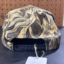 Load image into Gallery viewer, 00's Niska Farm Goose Hunting Snapback