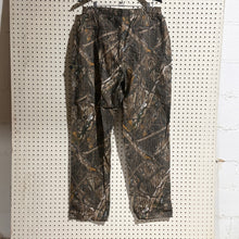 Load image into Gallery viewer, Mossy Oak Shadowbranch Pants (L)