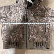 Load image into Gallery viewer, Mossy Oak Bottomland Sherpa Lined Jacket (L)