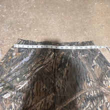 Load image into Gallery viewer, Mossy Oak Shadowbranch Pants (L)