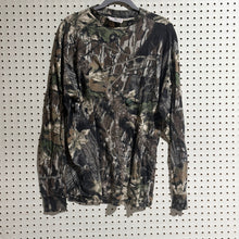 Load image into Gallery viewer, Mossy Oak Breakup (1st Gen) Shirt (XL)🇺🇸