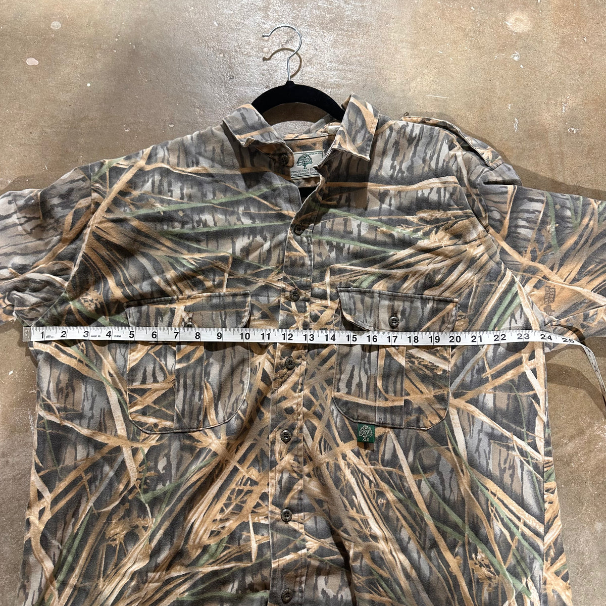 90's Mossy Oak Shadowgrass (1st Gen) Chamois Shirt (XL)🇺🇸 – Camoretro