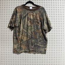Load image into Gallery viewer, Realtree Advantage Timber Shirt (XL)