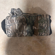 Load image into Gallery viewer, Mossy Oak Treestand Hand Warmer