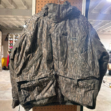 Load image into Gallery viewer, Drake Mossy Oak Bottomland Jacket (XL)