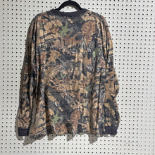 Load image into Gallery viewer, Mossy Oak Forest Floor Shirt (XL)