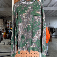 Load image into Gallery viewer, Mossy Oak Shadowleaf Shirt (XL/XXL)🇺🇸
