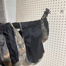 Load image into Gallery viewer, Mossy Oak Breakup Belt Bag