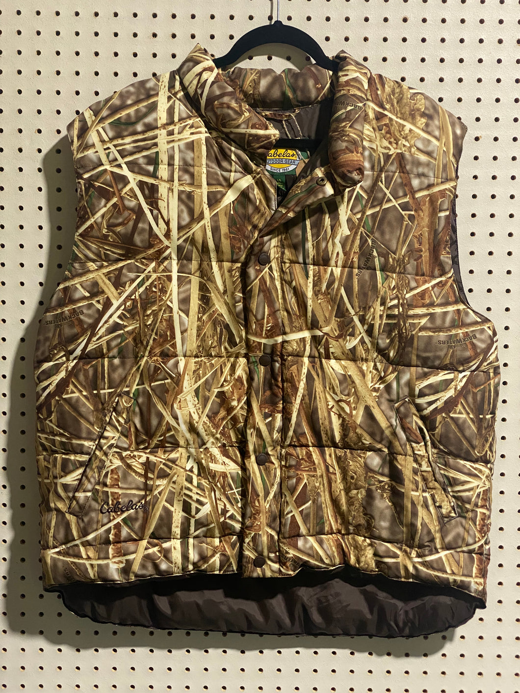 Cabela’s Backwaters Down Vest (L)