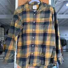 Load image into Gallery viewer, Red Head Flannel Shirt (M)