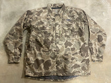 Load image into Gallery viewer, Drake Old School Camo Shirt (L)