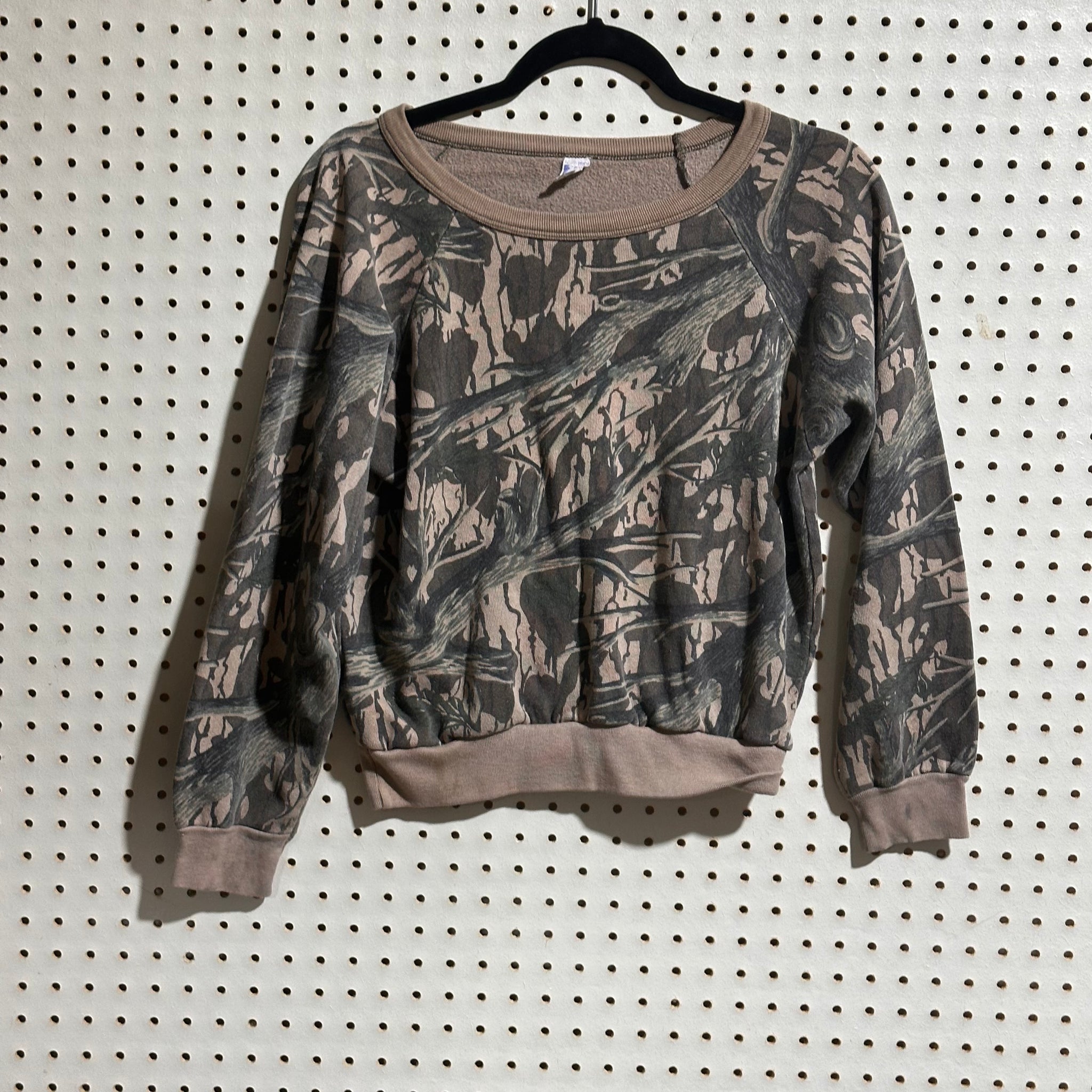 Mossy oak best sale crewneck sweatshirt