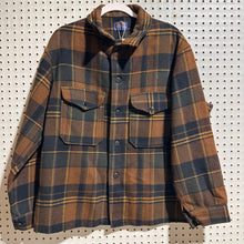 Load image into Gallery viewer, Pendleton Wool Shirt (XL)