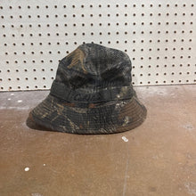 Load image into Gallery viewer, Cabela&#39;s Mossy Oak Breakup Bucket Hat