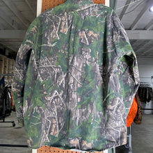 Load image into Gallery viewer, Mossy Oak Shadowleaf Shirt (L)🇺🇸