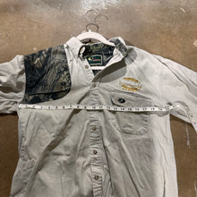 Load image into Gallery viewer, 00's Mossy Oak Breakup Remington Racing Pit Crew Shirt (L)