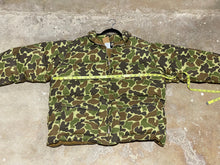 Load image into Gallery viewer, 90&#39;s Browning Down Puffy Jacket (L/XL)??