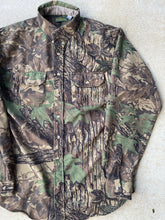 Load image into Gallery viewer, 90’s Cabela’s Realtree Camo Button-Up Shirt (XL)