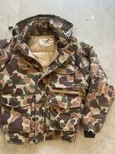 Load image into Gallery viewer, Vintage Duck Camo Jacket (M)