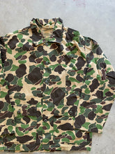 Load image into Gallery viewer, Vintage Duck Camo Button Up Shirt (M)
